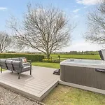 2 Bed In Great Edstone Oc-t36332 Feriehus Great Edston