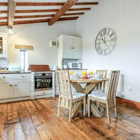 펜션 2 Bed In Great Edstone Oc-t36332 Great Edston