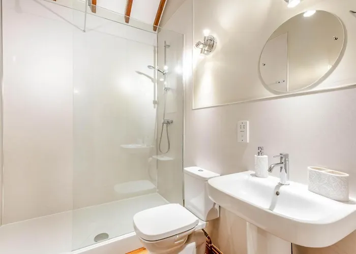 2 Bed In Great Edstone Oc-t36332 * Great Edston